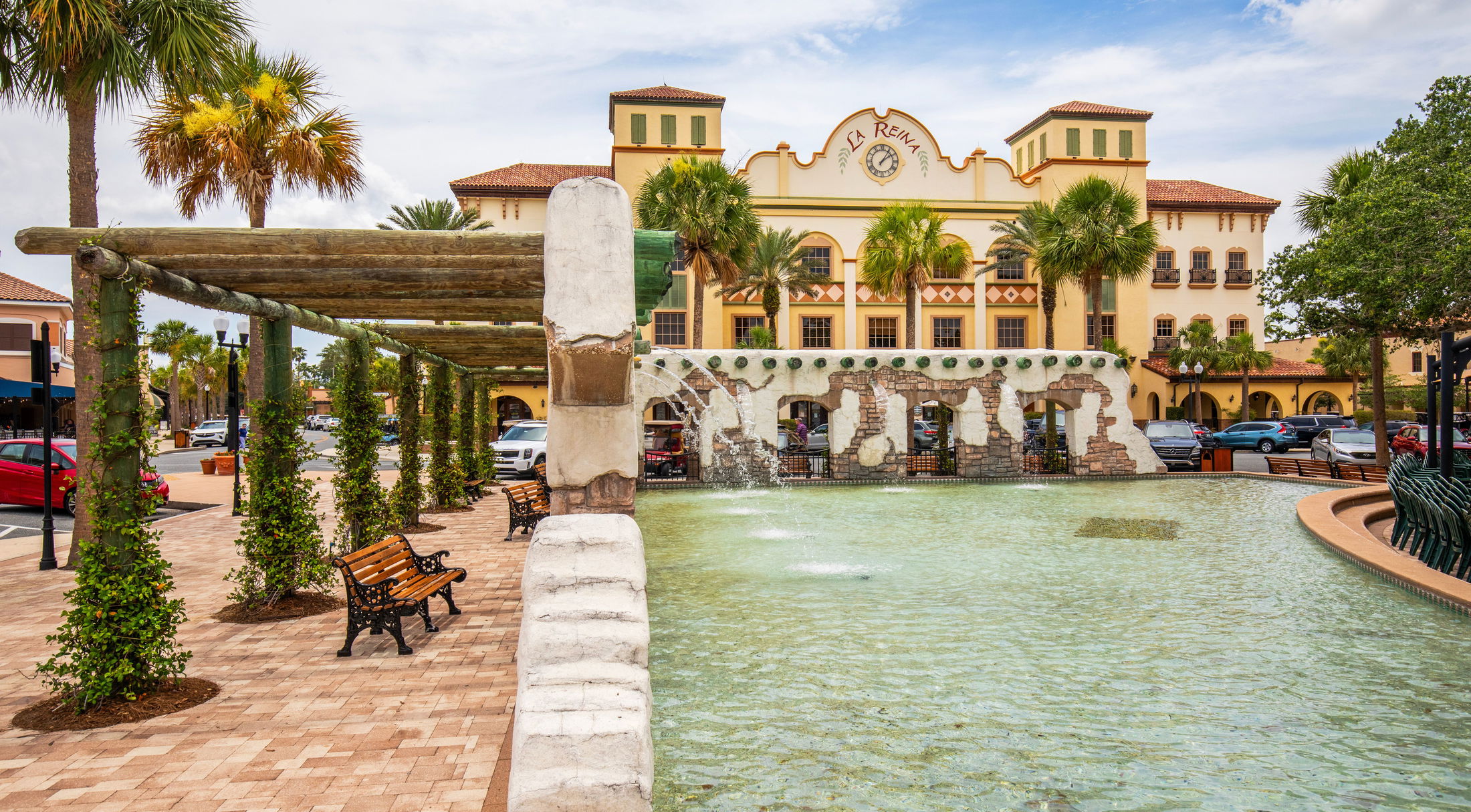 spanish springs town square near lady lake, fl