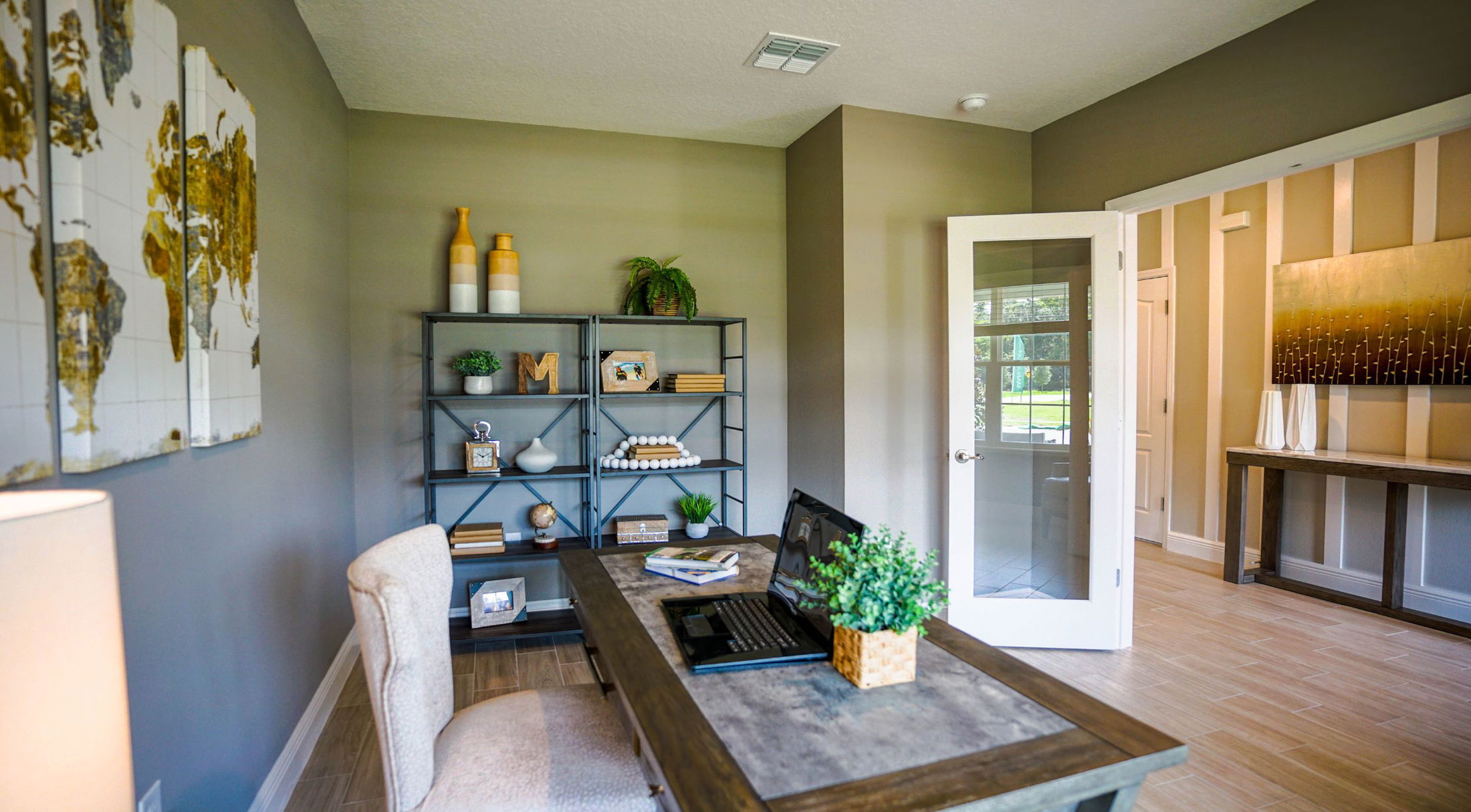 flex space used as an office in lakeland, fl