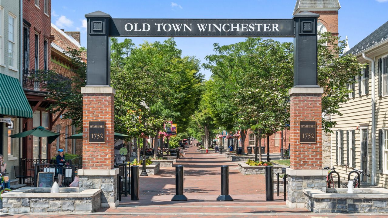 old town winchester entrance monument